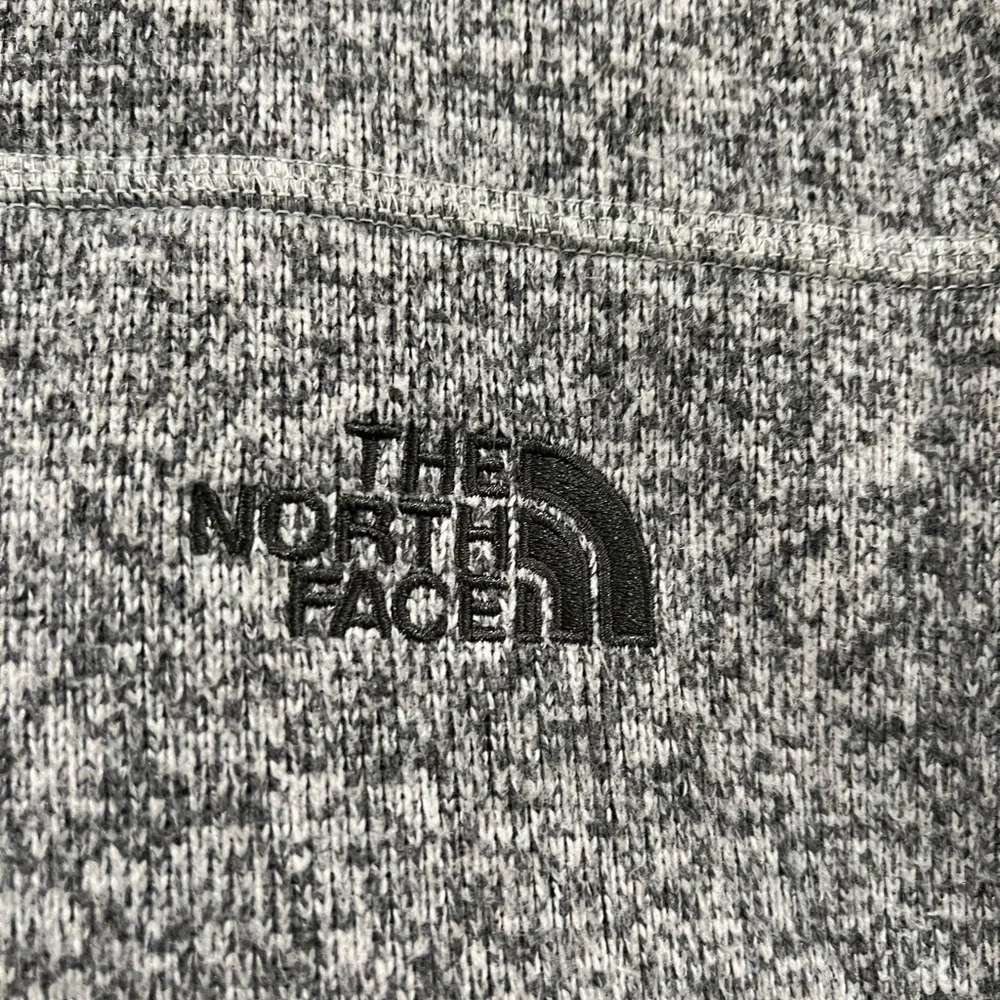 The North Face Charcoal Sleeveless Jacket NWOT Men's Tsillan Knit Full Zip Vest